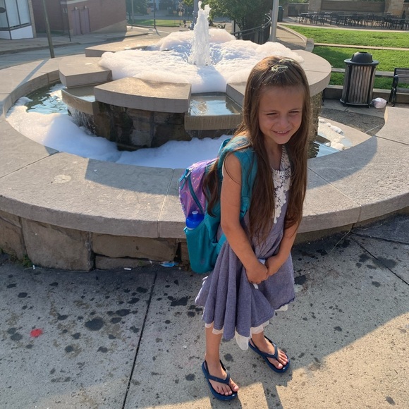 Meet your Posher, Aphrodite's - Picture 6 of 13